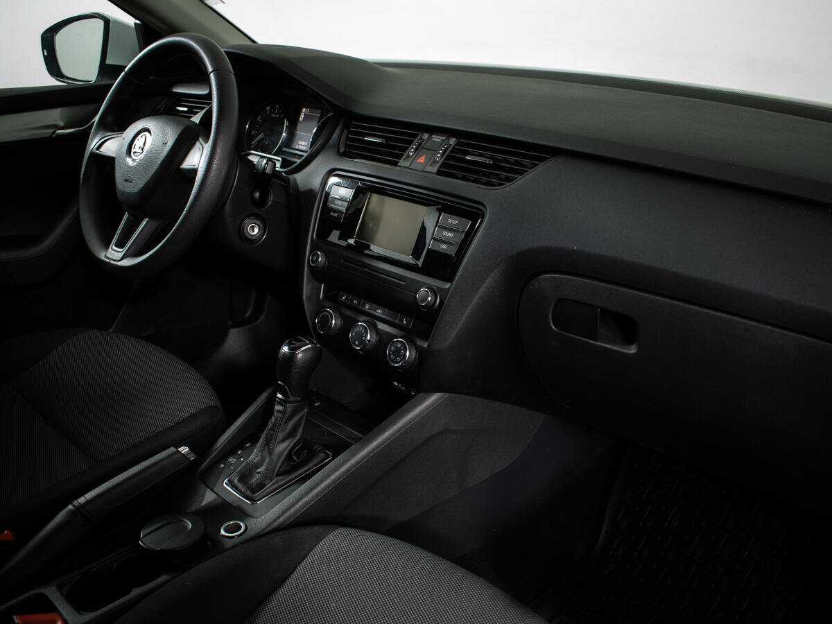 Skoda Octavia б/у, 2016, Автоматическая. Фото: #6