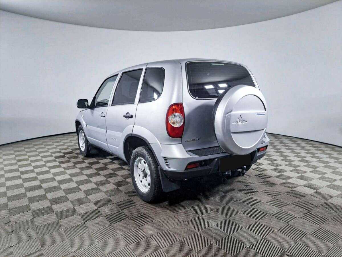Chevrolet Niva б/у, 2016, Механическая. Фото: #6