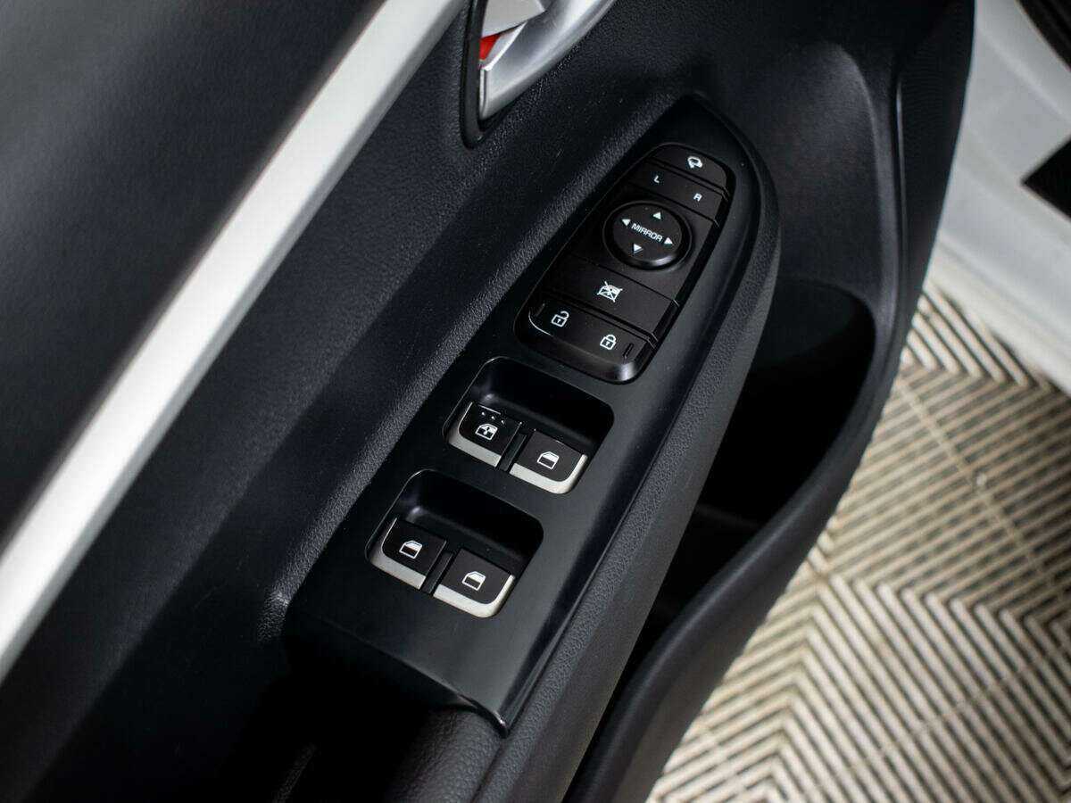 Kia Rio б/у, 2021, Автоматическая. Фото: #12