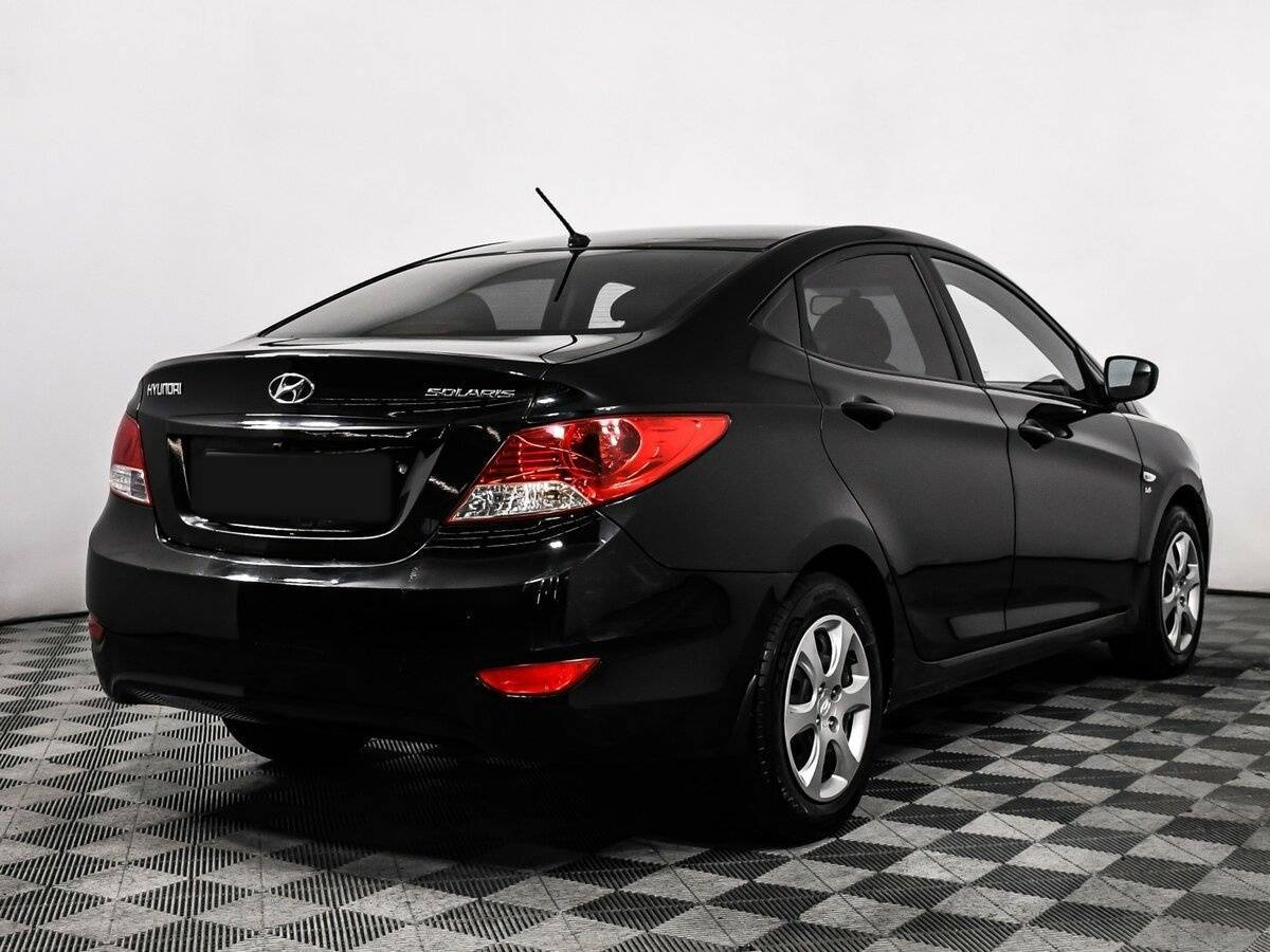 Hyundai Solaris б/у, 2012, Механическая. Фото: #4