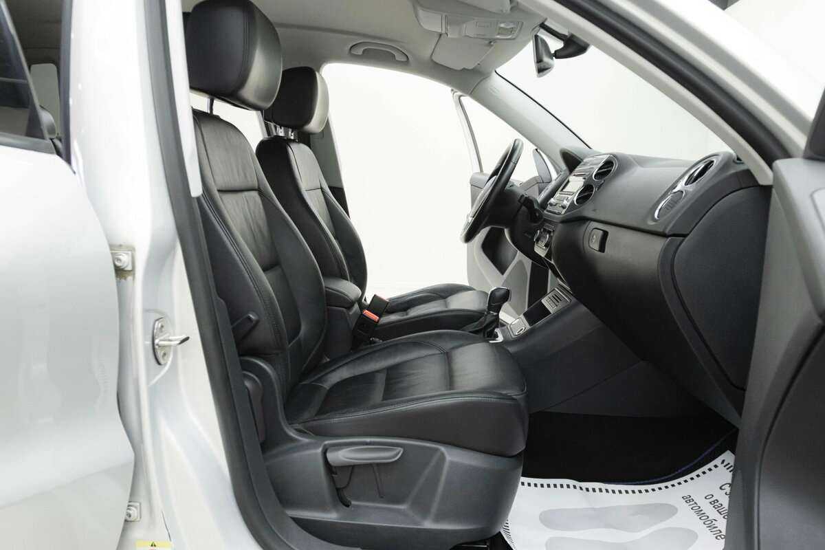 Volkswagen Tiguan б/у, 2013, Автоматическая. Фото: #13