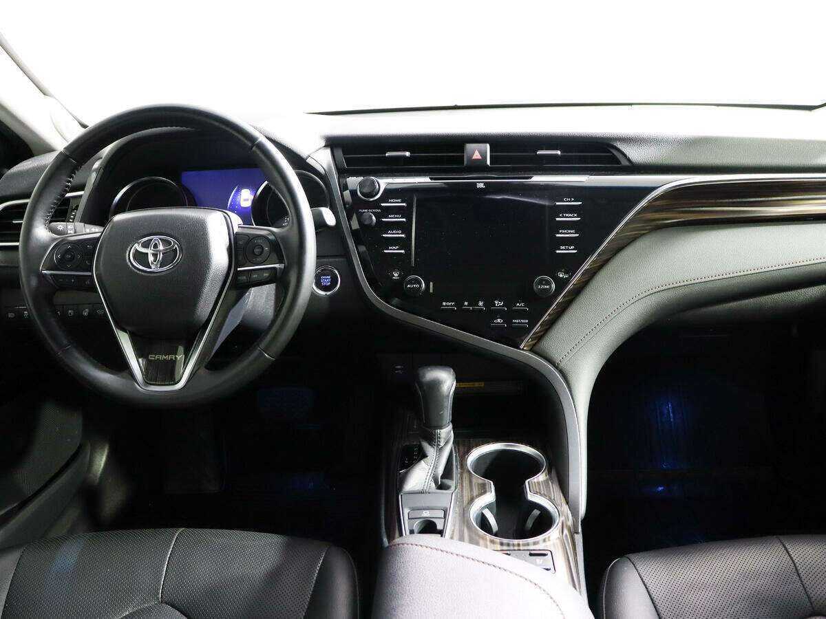 Toyota Camry б/у, 2018, Автоматическая. Фото: #9