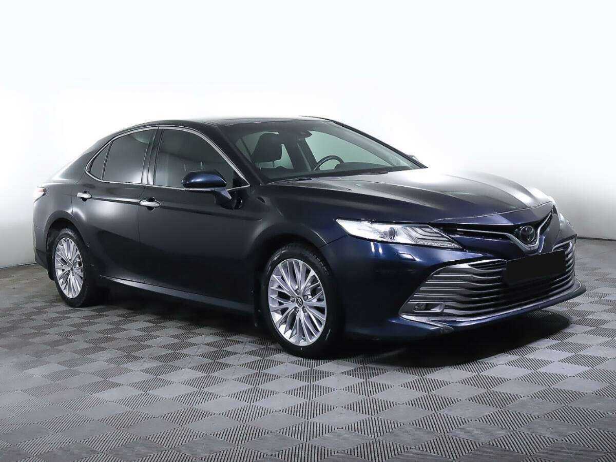 Toyota Camry б/у, 2019, Автоматическая. Фото: #1