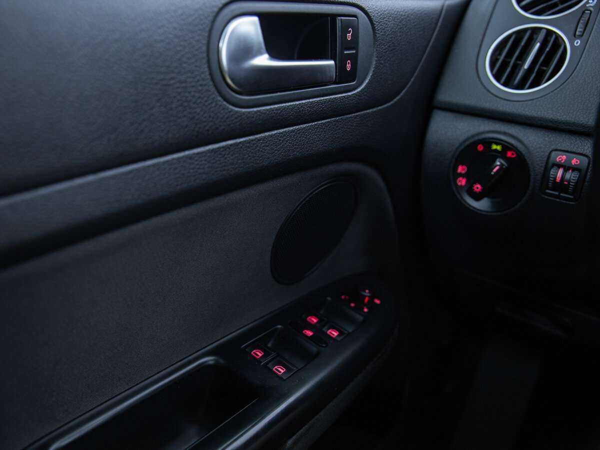 Volkswagen Golf Plus б/у, 2012, Механическая. Фото: #11