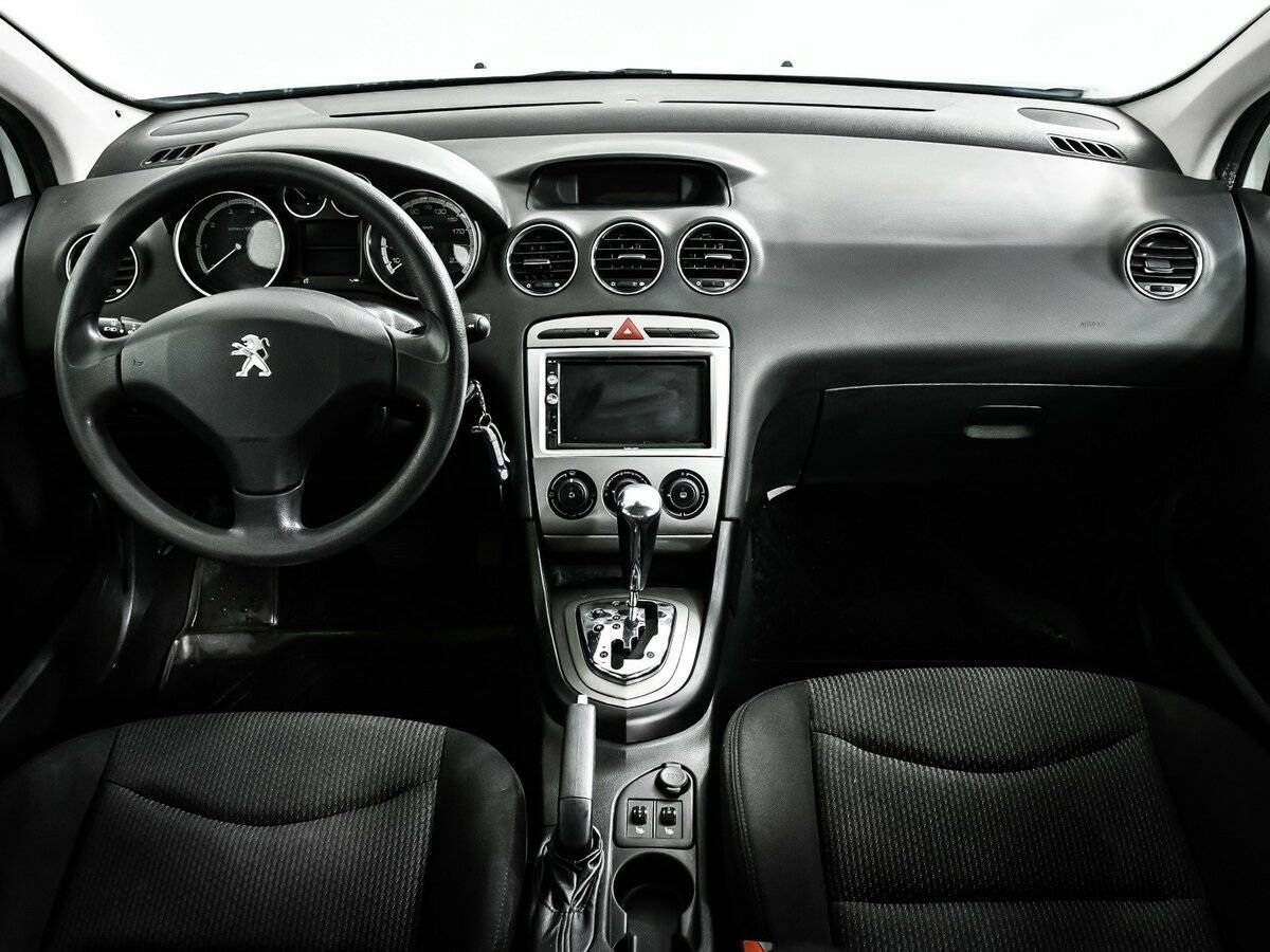 Peugeot 408 б/у, 2012, Автоматическая. Фото: #10