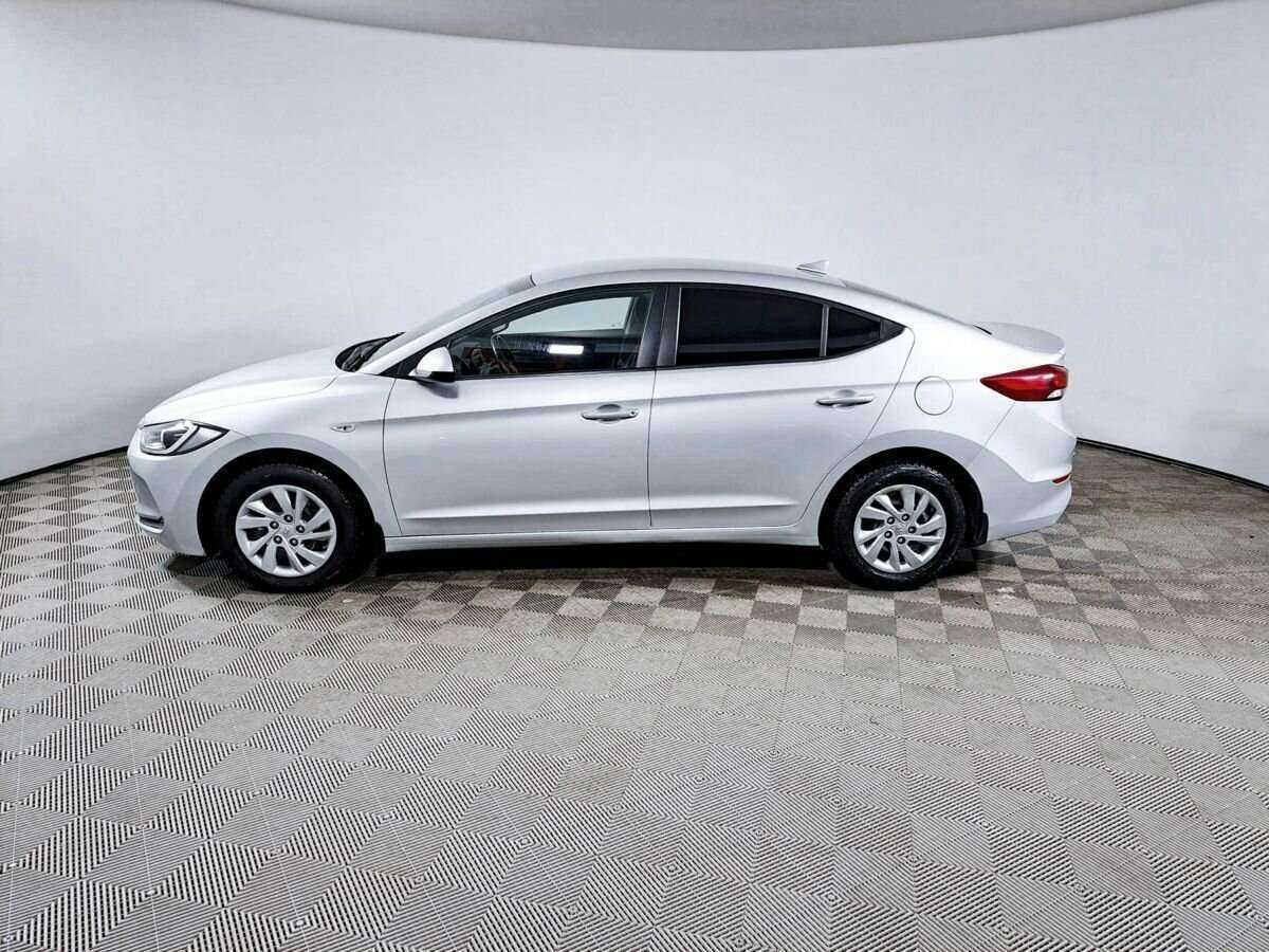 Hyundai Elantra б/у, 2017, Механическая. Фото: #7