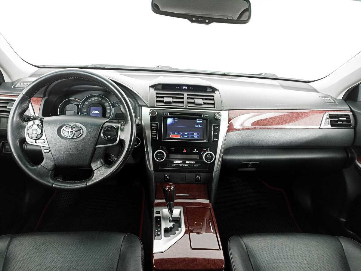 Toyota Camry б/у, 2014, Автоматическая. Фото: #9