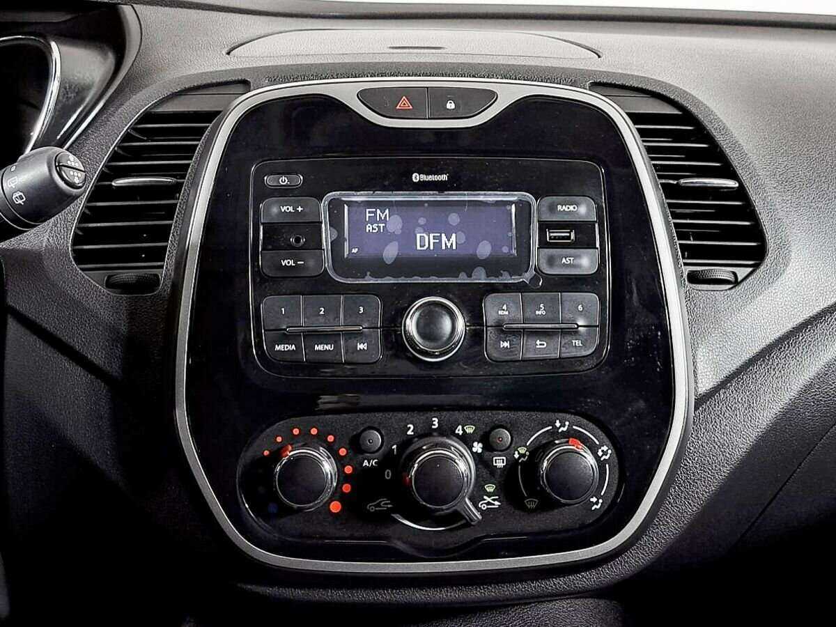Renault Kaptur б/у, 2018, Механическая. Фото: #9