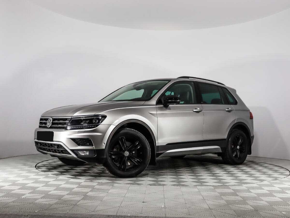 Volkswagen Tiguan б/у, 2019, Роботизированная. Посмотреть фото