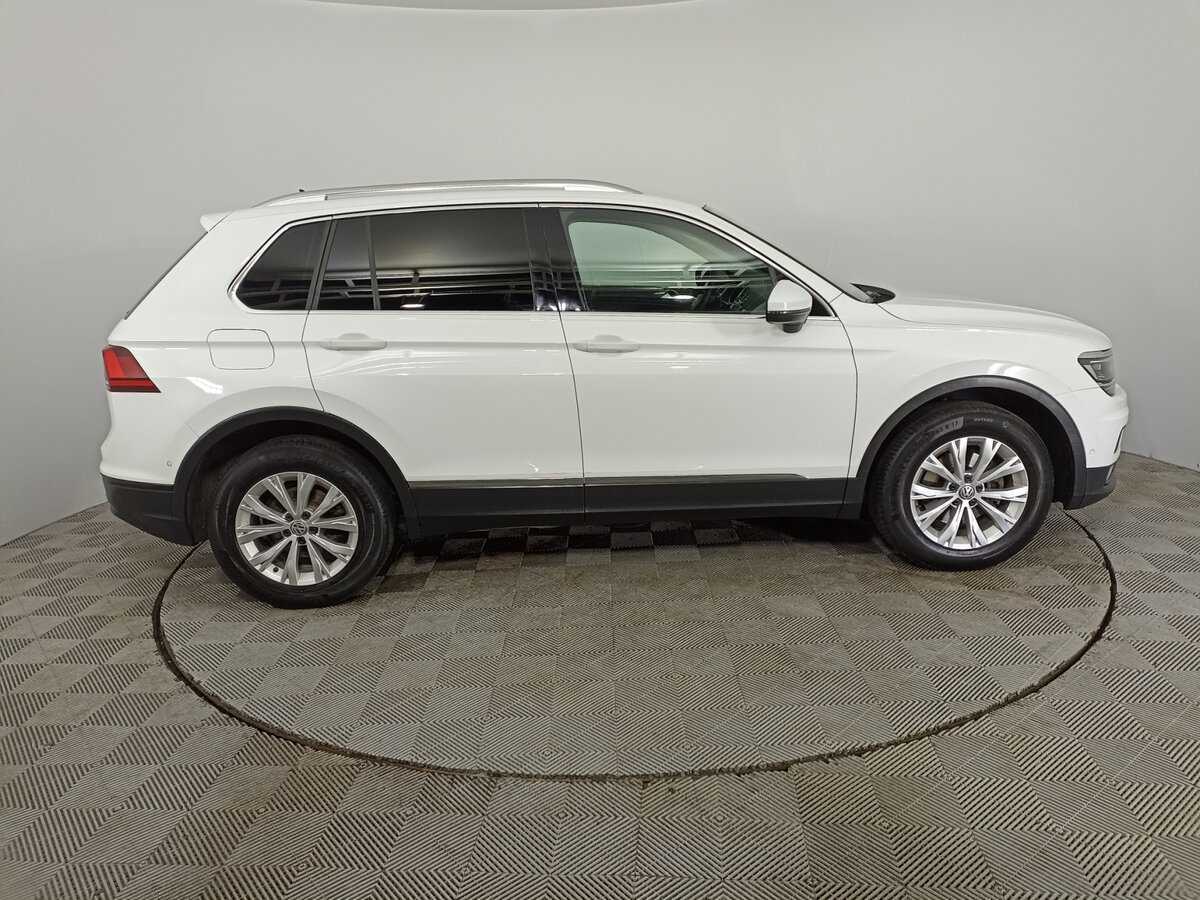 Volkswagen Tiguan б/у, 2017, Роботизированная. Фото: #3