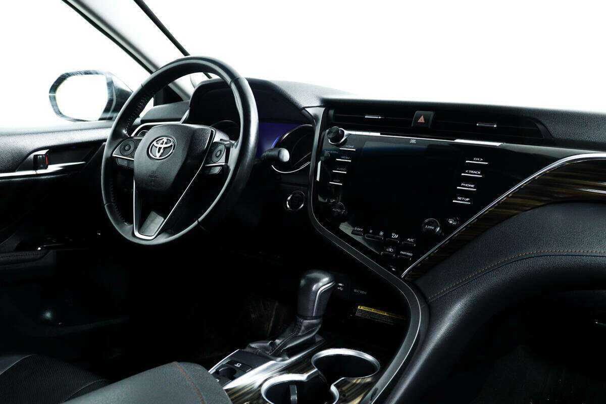 Toyota Camry б/у, 2019, Автоматическая. Фото: #8
