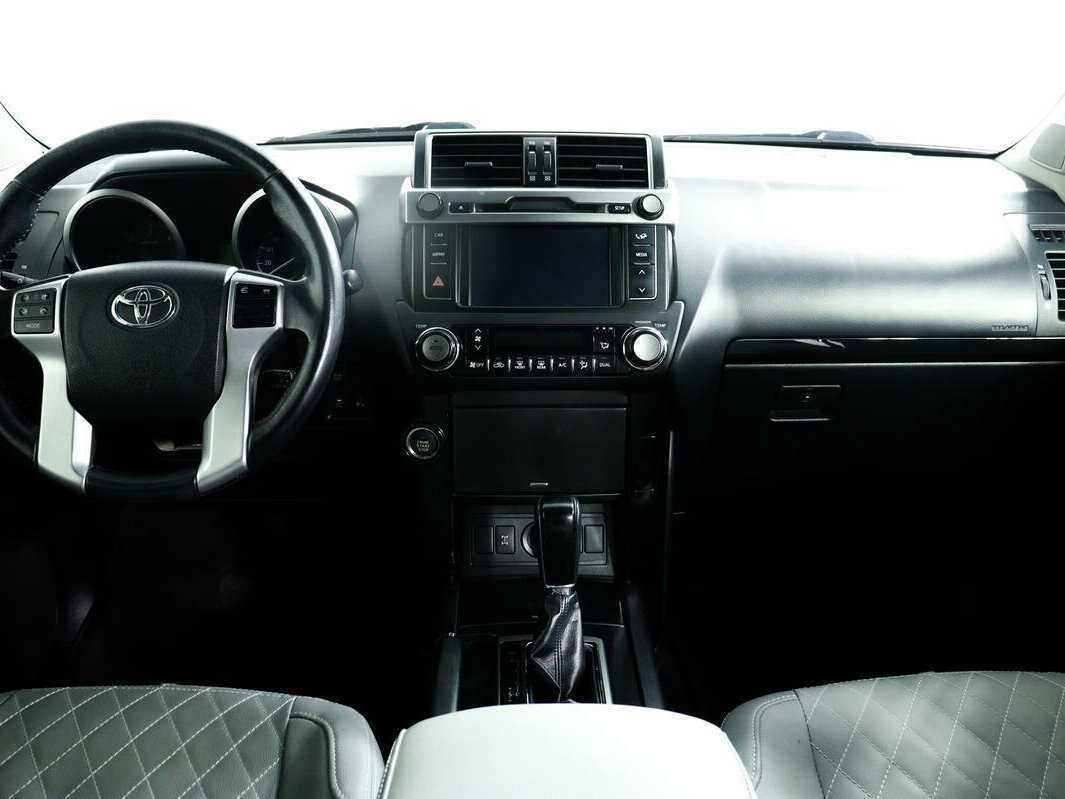 Toyota Land Cruiser Prado б/у, 2013, Автоматическая. Фото: #10
