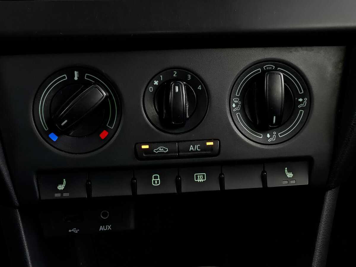Skoda Rapid б/у, 2017, Механическая. Фото: #19
