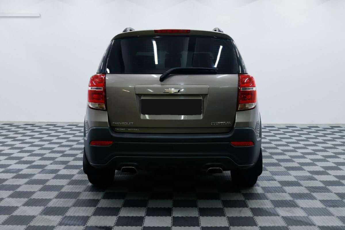 Chevrolet Captiva б/у, 2015, Автоматическая. Фото: #5