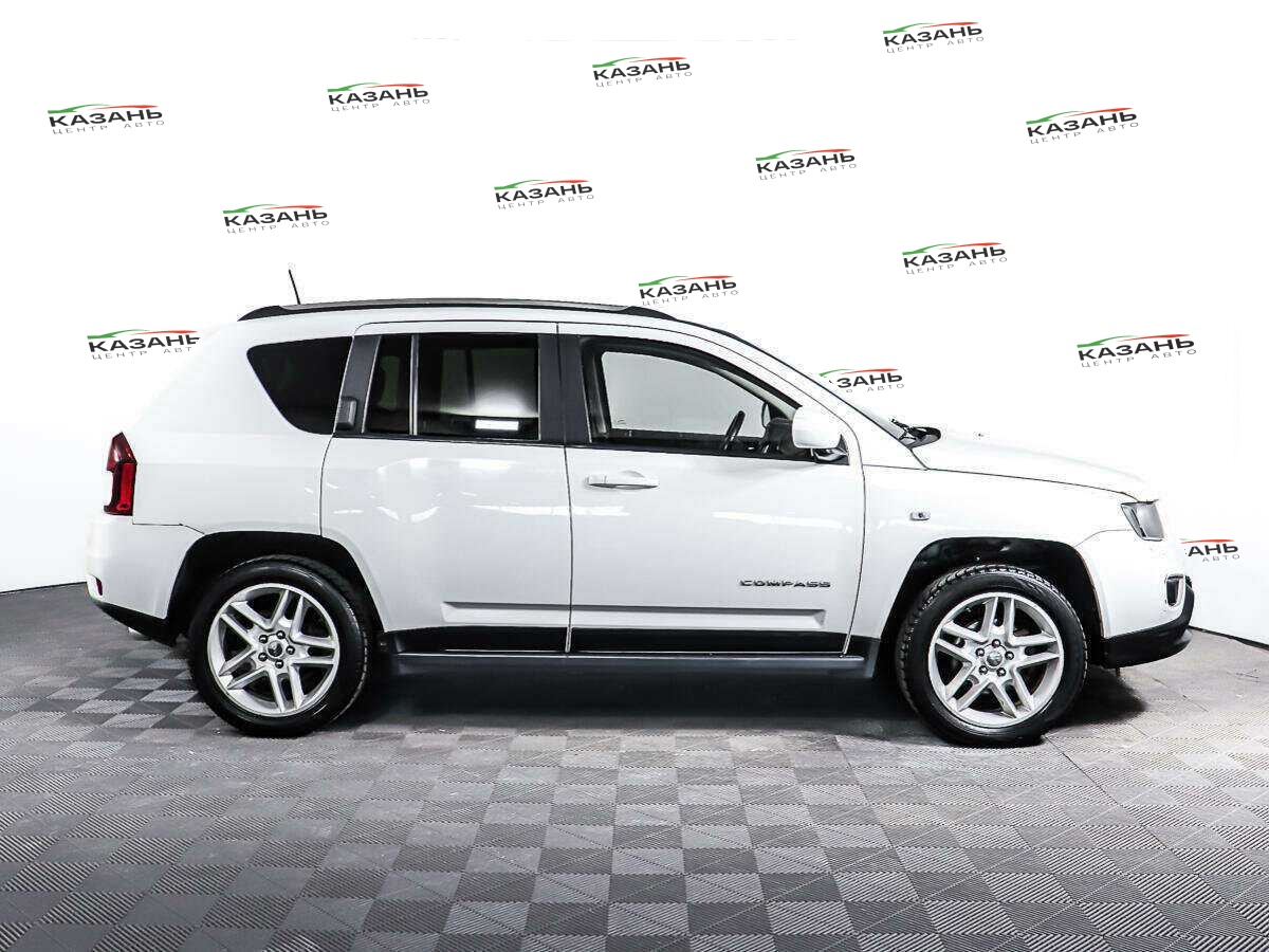 Jeep Compass б/у, 2013, Автоматическая. Фото: #3