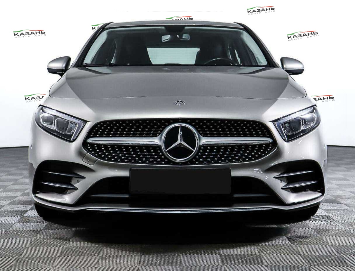 Mercedes-Benz A-Класс б/у, 2019, Роботизированная. Фото: #1