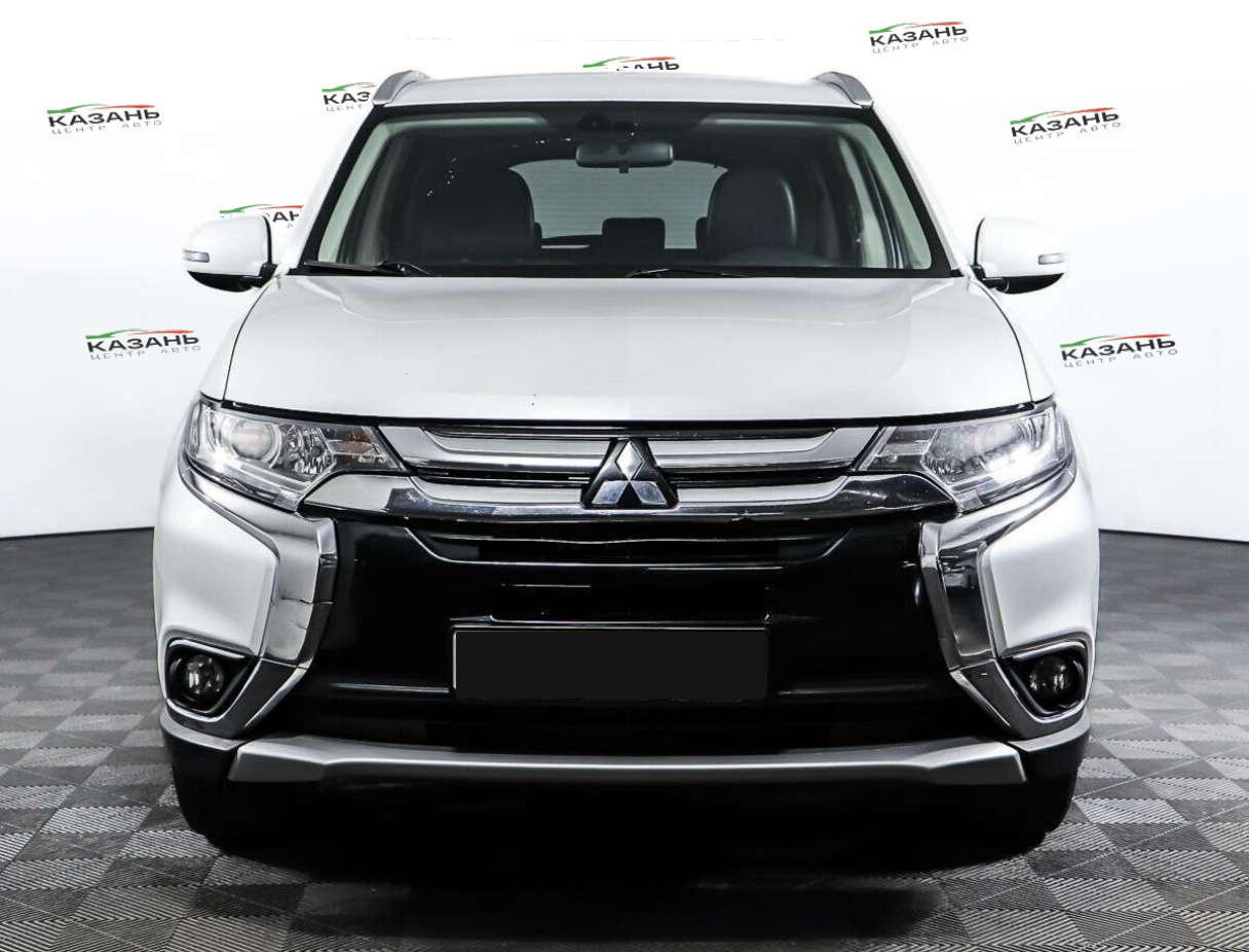 Митсубиши Оутлэндер б/у, 2016, Вариатор. Фото: #1