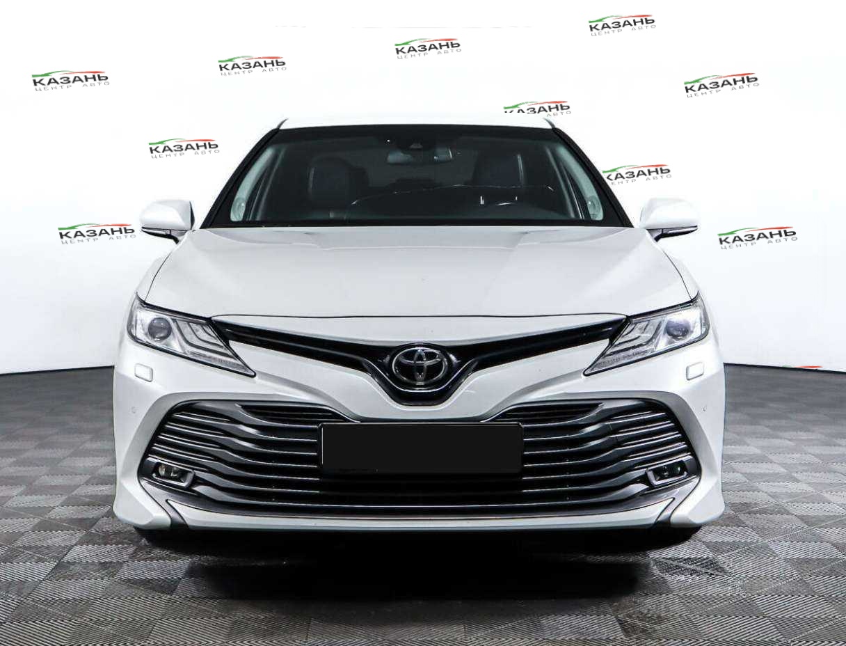 Toyota Camry б/у, 2019, Автоматическая. Фото: #1