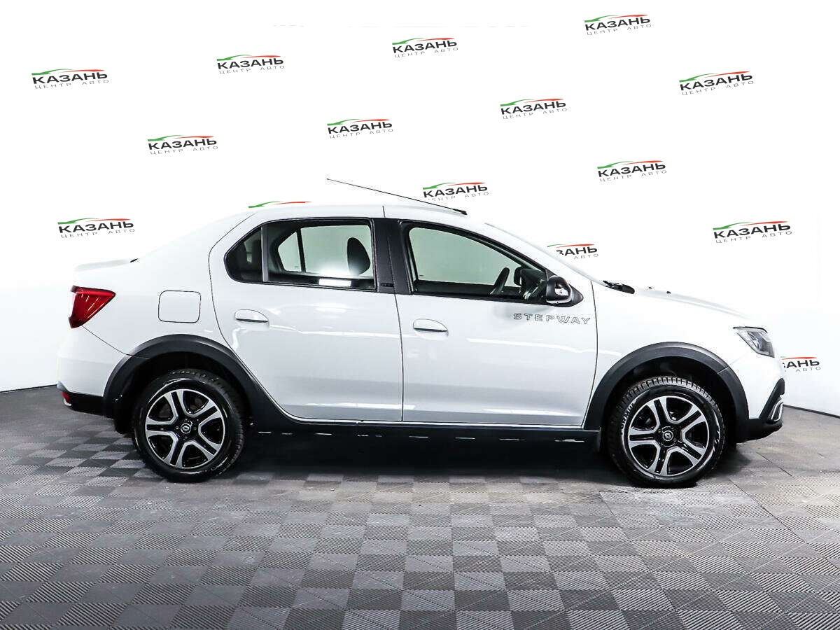 Рено Логан б/у, 2020, Вариатор. Фото: #3