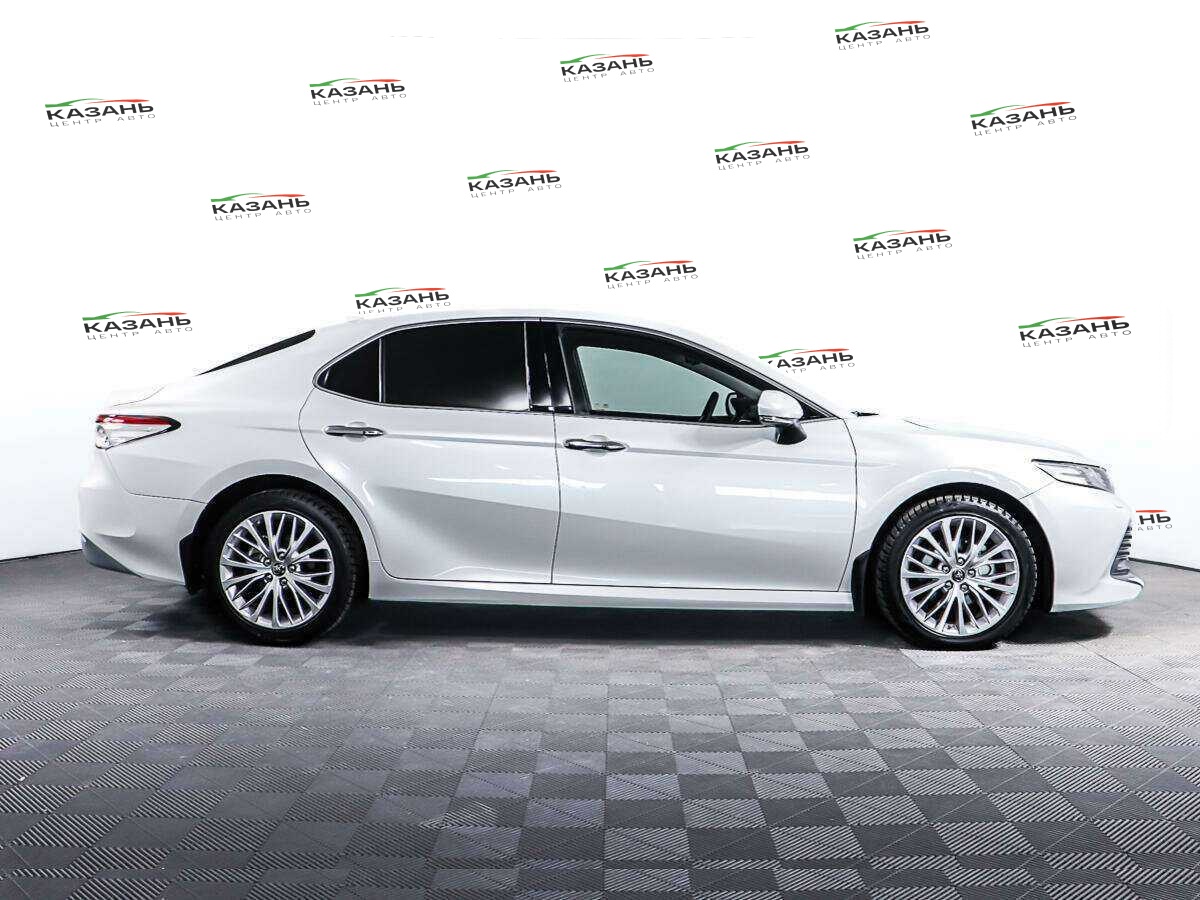 Toyota Camry б/у, 2018, Автоматическая. Фото: #3