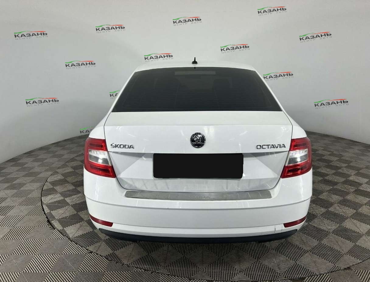 Шкода Октавия б/у, 2018, Механическая. Фото: #2