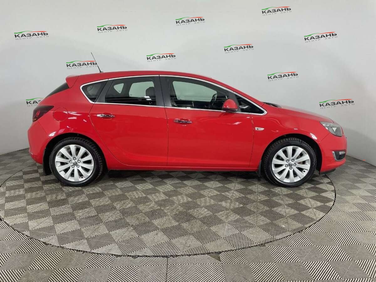 Опель Астра б/у, 2013, Автоматическая. Фото: #3