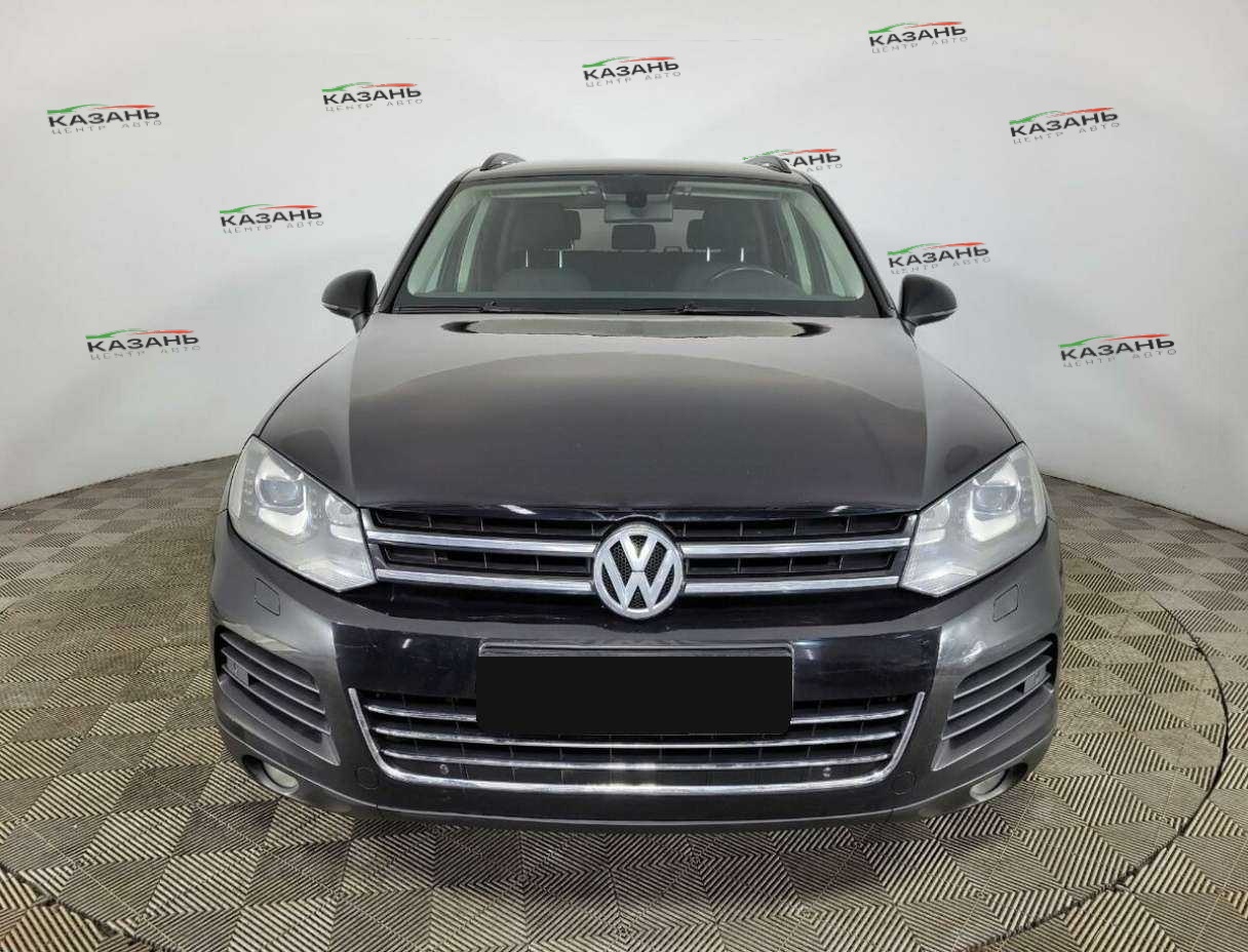 Volkswagen Touareg б/у, 2012, Автоматическая. Фото: #1