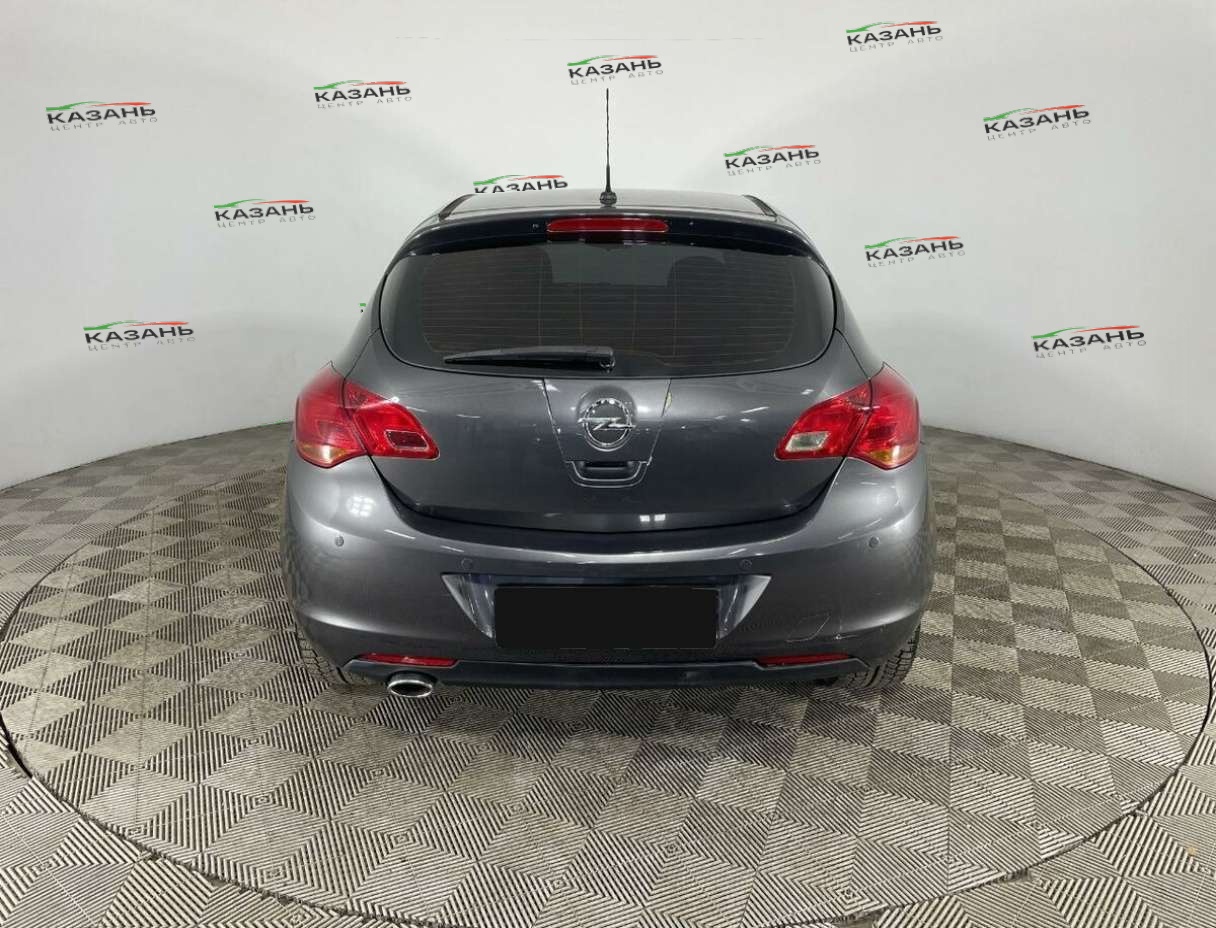 Опель Астра б/у, 2012, Автоматическая. Фото: #2