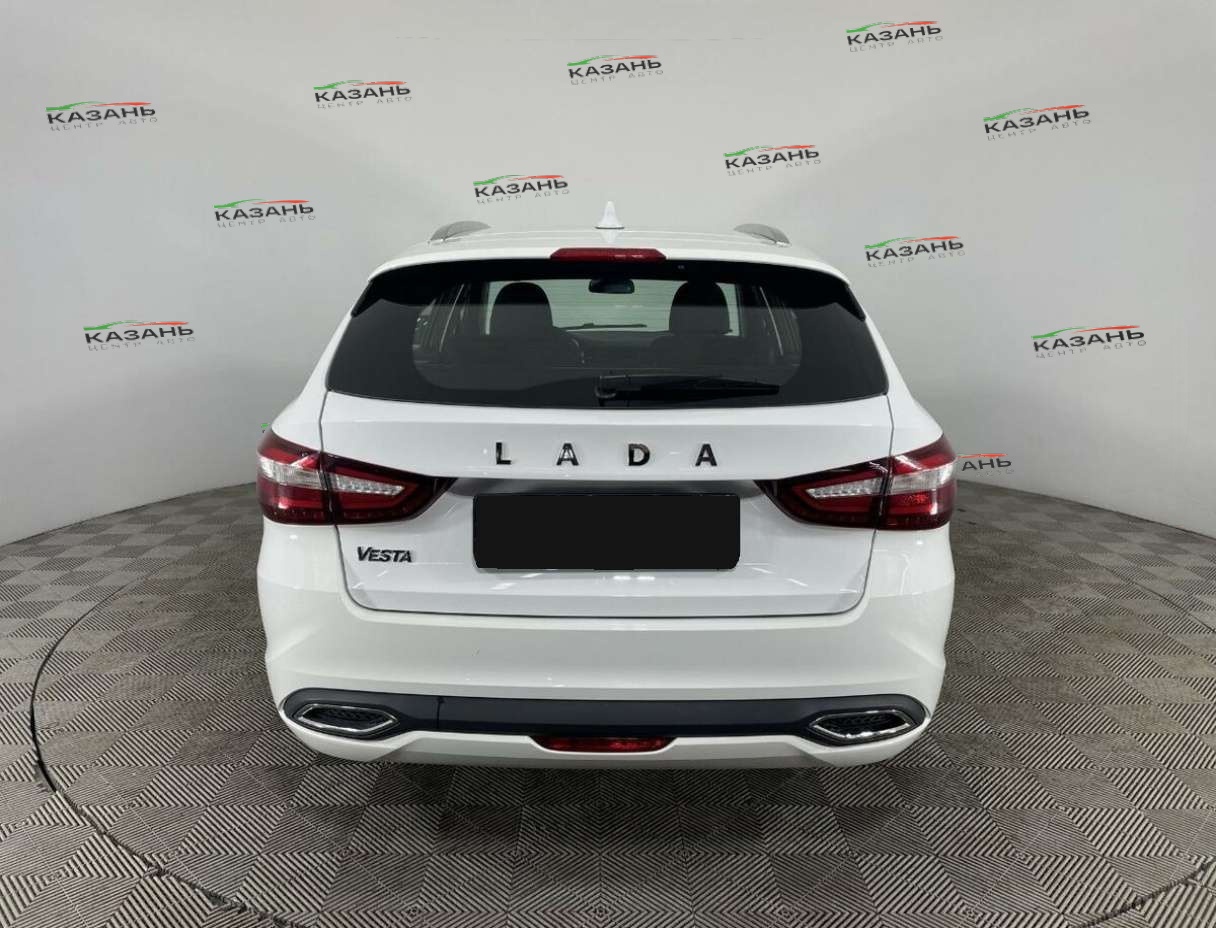 Лада (ВАЗ) Веста б/у, 2023, Механическая. Фото: #2