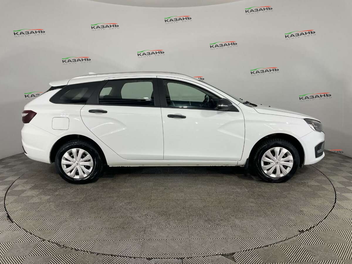 Лада (ВАЗ) Веста б/у, 2023, Механическая. Фото: #3