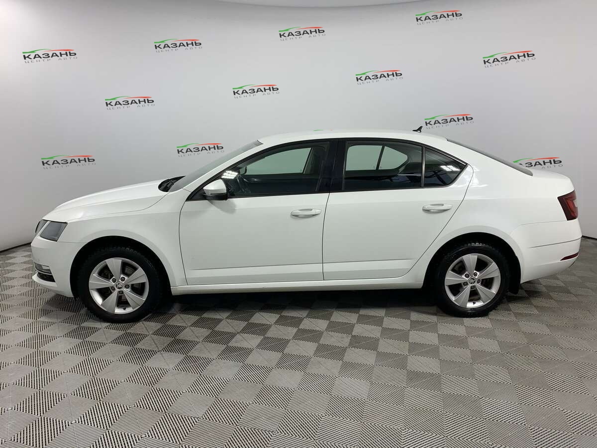 Шкода Октавия б/у, 2018, Роботизированная. Фото: #7