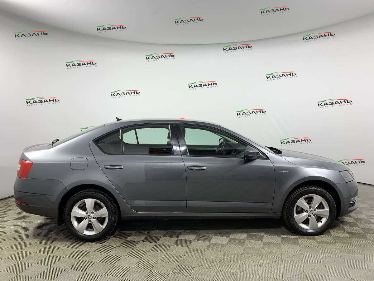 Skoda Octavia б/у, 2020, Роботизированная. Фото: #3