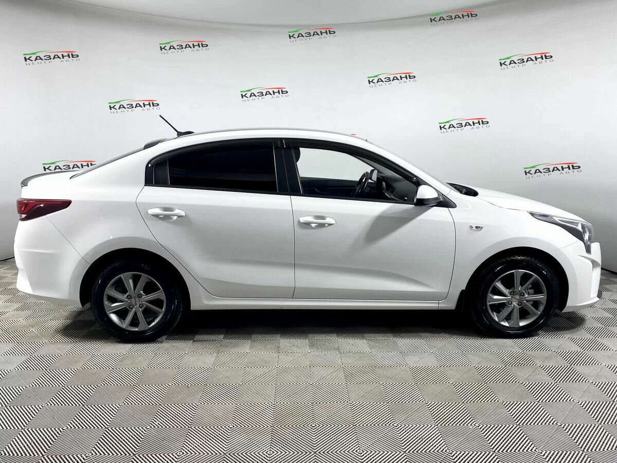 Киа Рио б/у, 2021, Автоматическая. Фото: #2