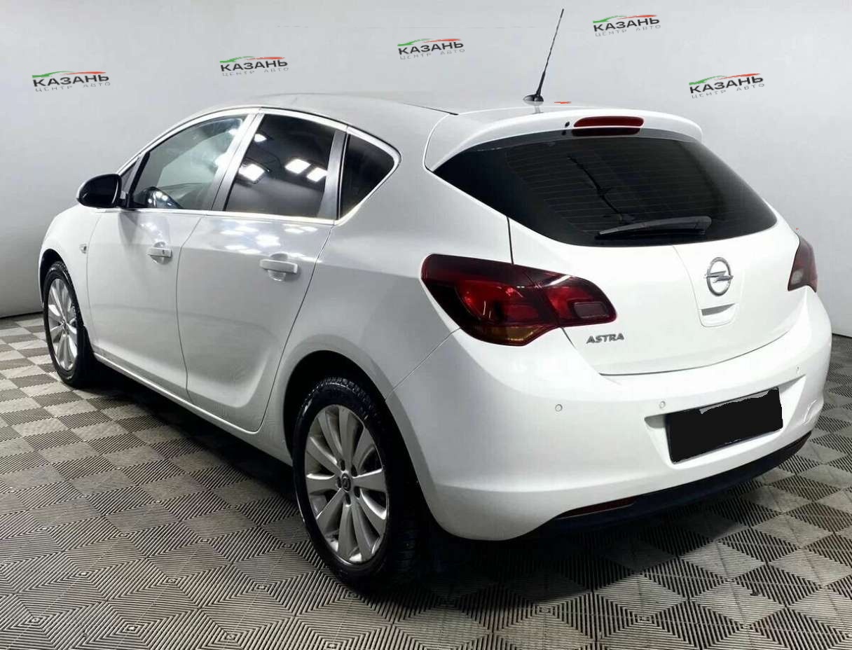 Опель Астра б/у, 2012, Механическая. Фото: #5