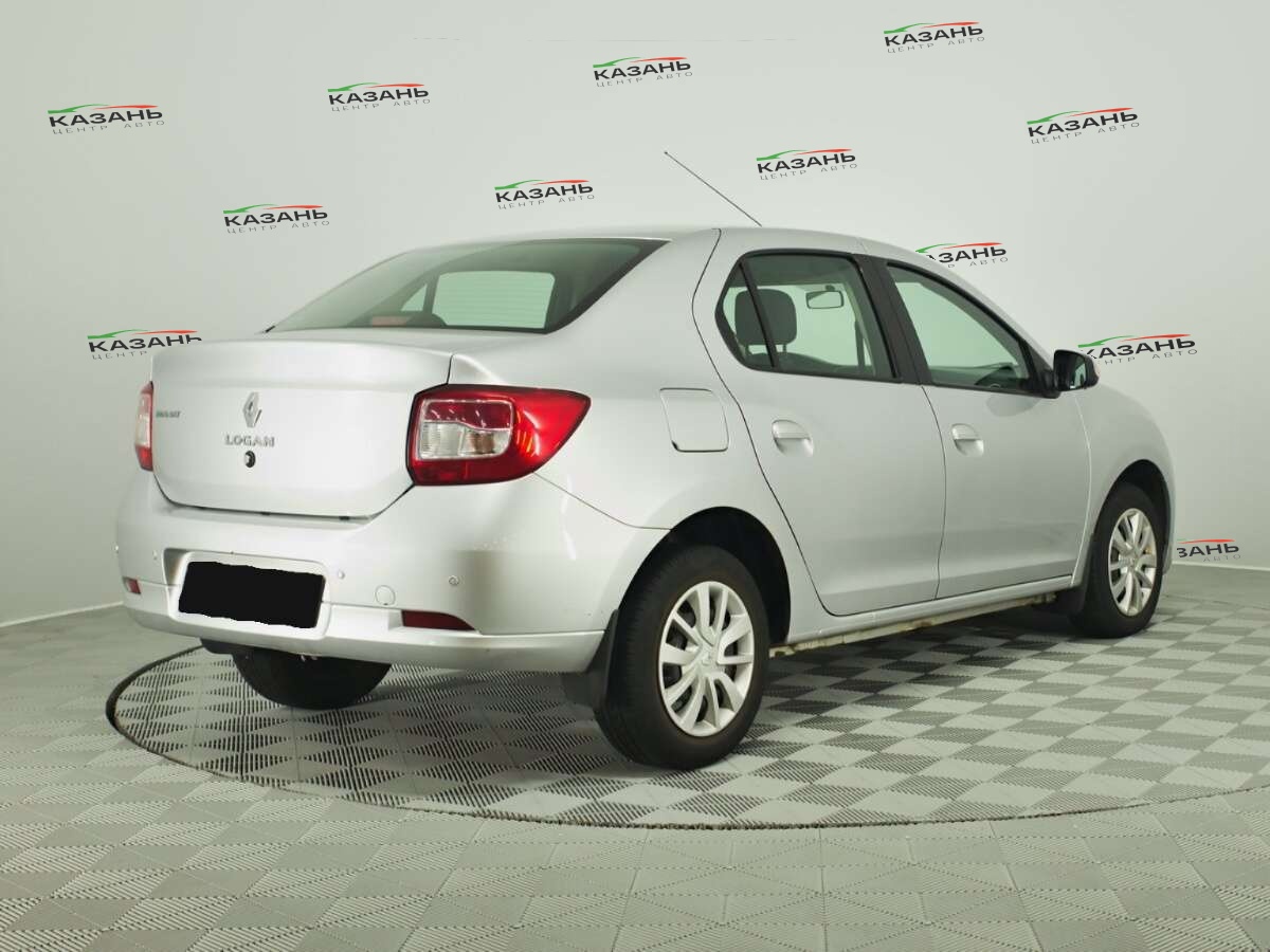 Рено Логан б/у, 2015, Автоматическая. Фото: #3