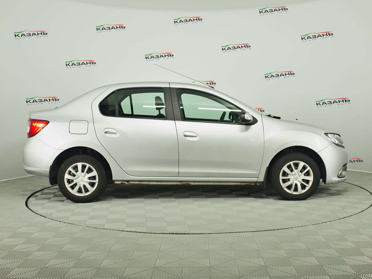 Рено Логан б/у, 2015, Автоматическая. Фото: #7