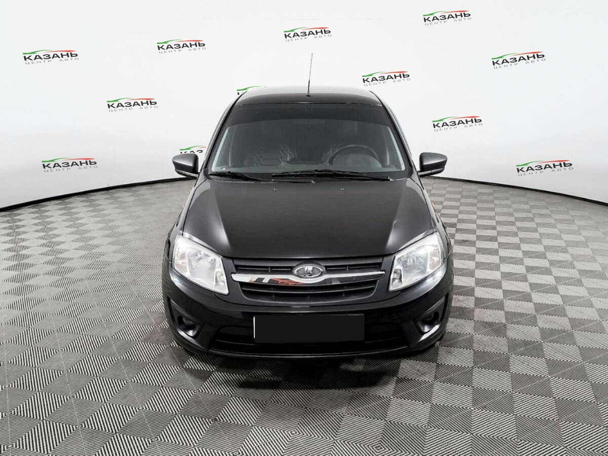 Лада (ВАЗ) Гранта б/у, 2016, Механическая. Фото: #1