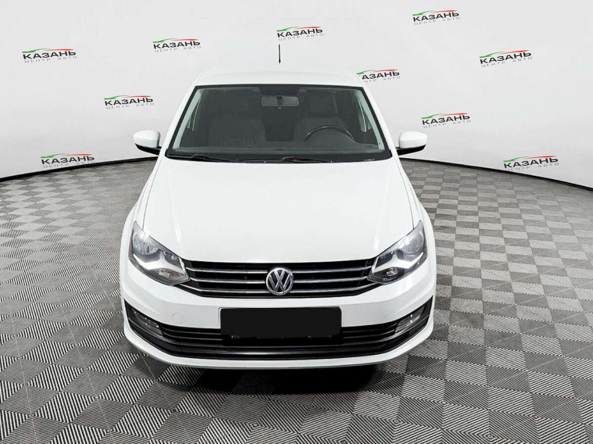 Фольксваген Поло б/у, 2015, Механическая. Фото: #1