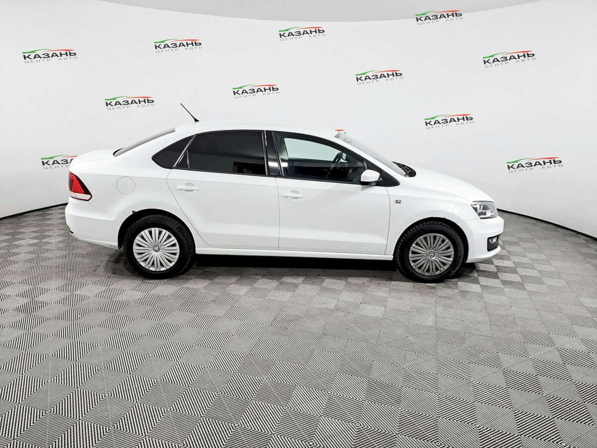 Фольксваген Поло б/у, 2015, Механическая. Фото: #3