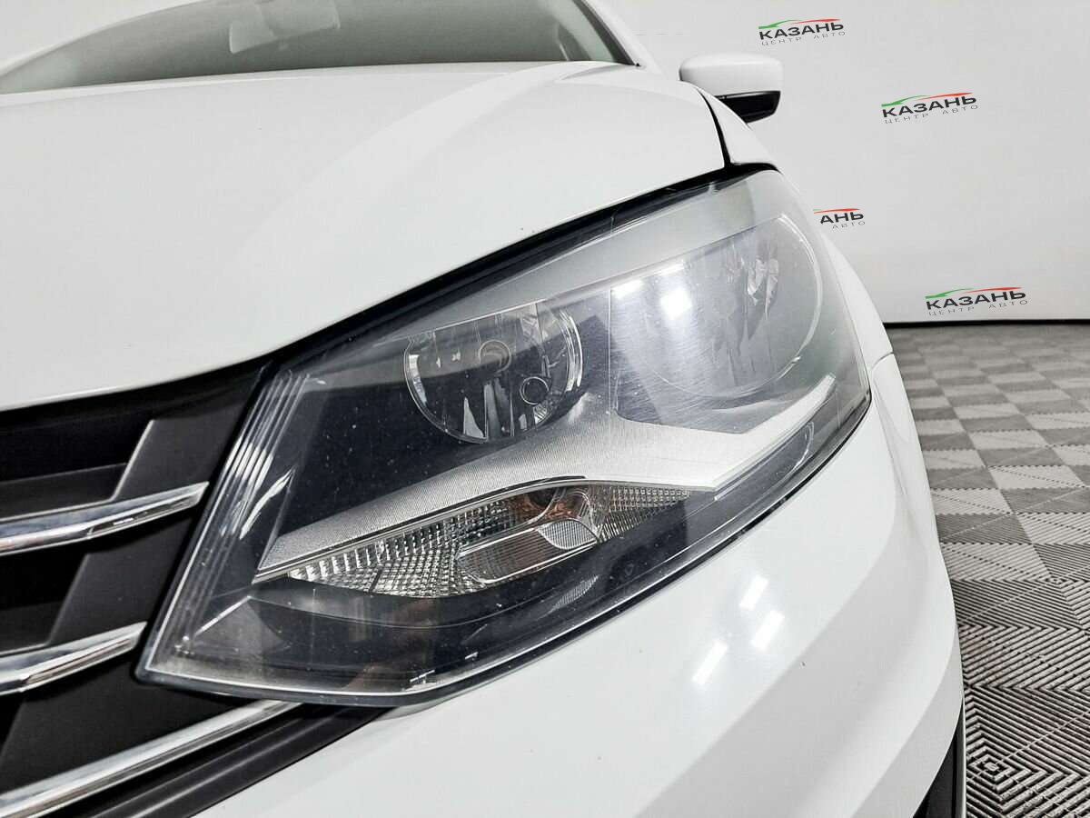 Фольксваген Поло б/у, 2015, Механическая. Фото: #15