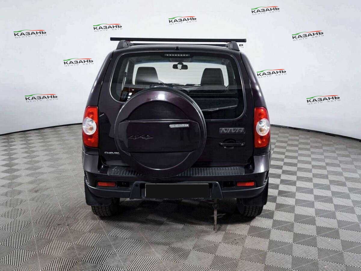 Chevrolet Niva б/у, 2016, Механическая. Фото: #5