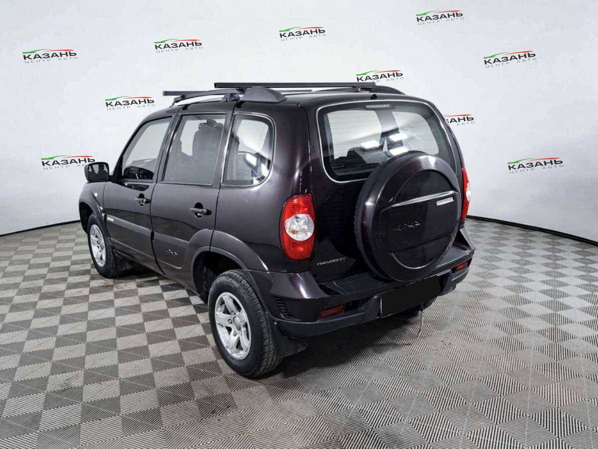 Chevrolet Niva б/у, 2016, Механическая. Фото: #6