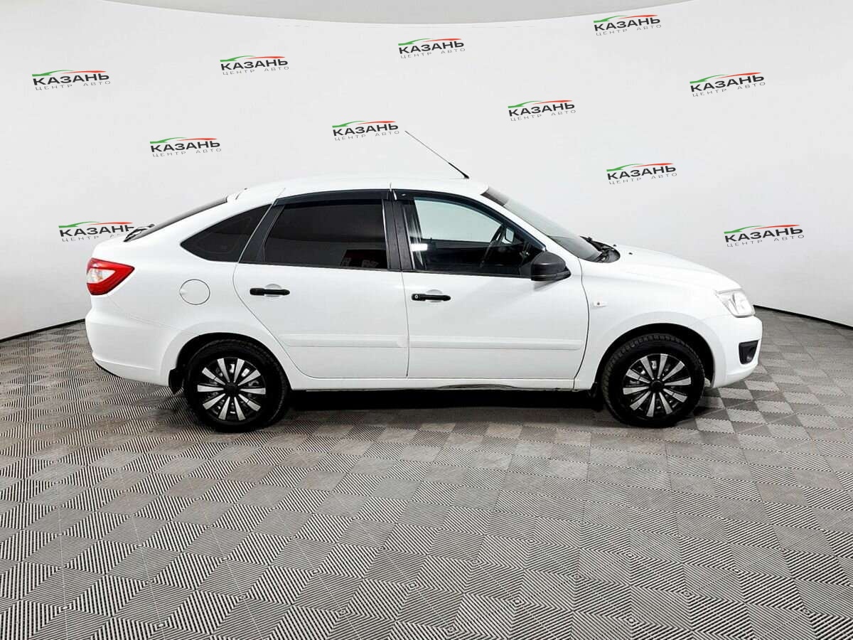 Лада (ВАЗ) Гранта б/у, 2018, Механическая. Фото: #3