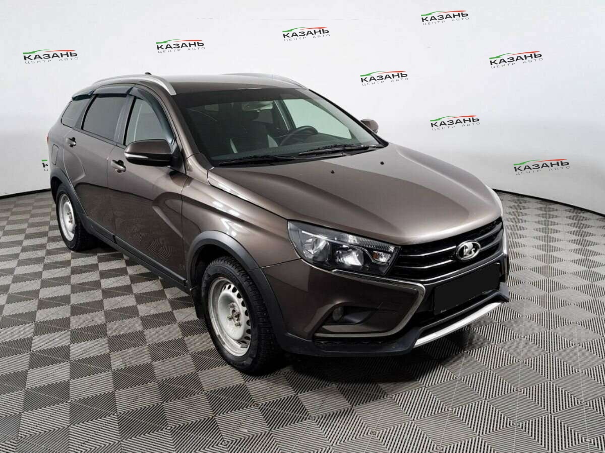 Лада (ВАЗ) Веста б/у, 2017, Механическая. Фото: #2