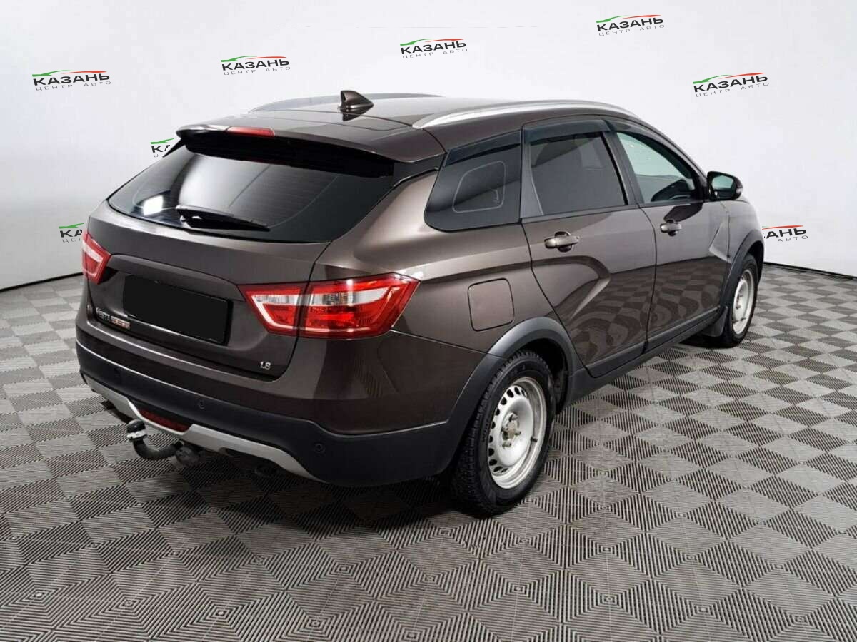 Лада (ВАЗ) Веста б/у, 2017, Механическая. Фото: #4