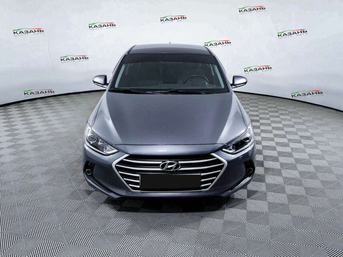 Хендай Елантра б/у, 2018, Механическая. Фото: #1