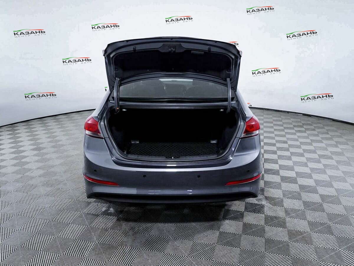 Хендай Елантра б/у, 2018, Механическая. Фото: #9