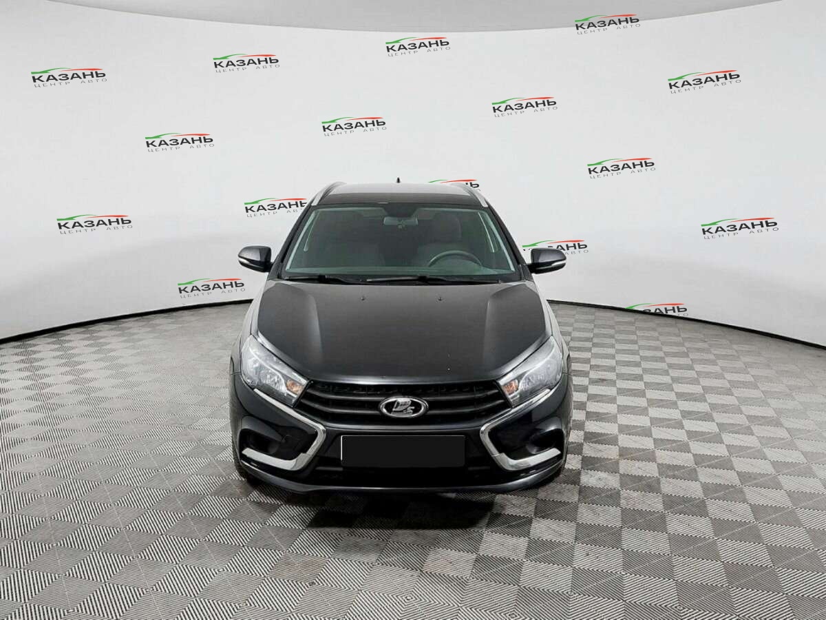 Лада (ВАЗ) Веста б/у, 2020, Механическая. Фото: #1