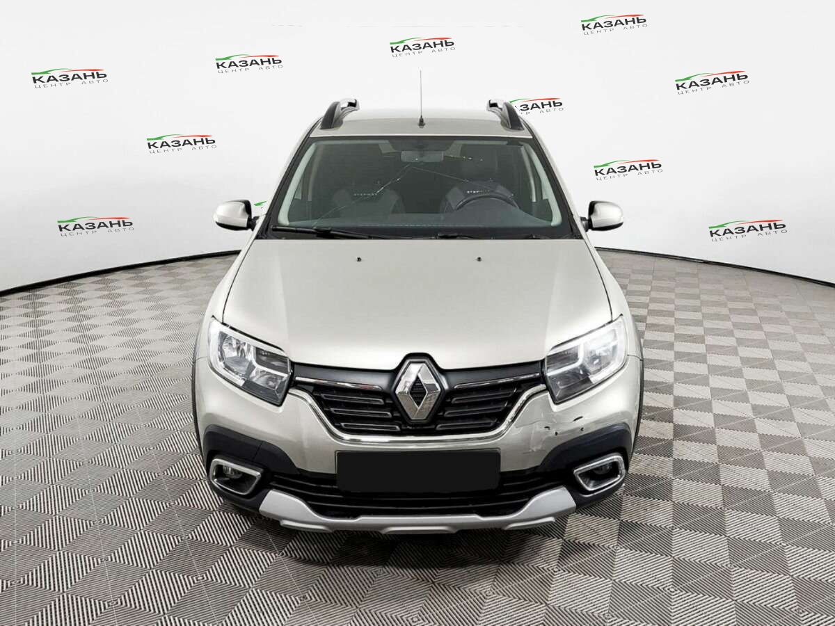 Рено Сандеро б/у, 2020, Механическая. Фото: #1