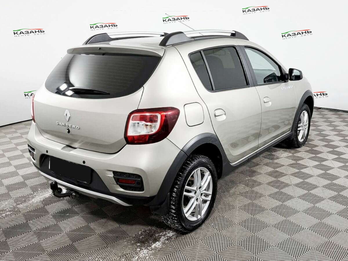 Рено Сандеро б/у, 2020, Механическая. Фото: #4